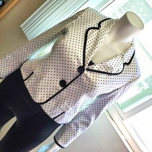 White & black dots blazer